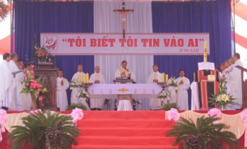 Lễ khai mạc Năm Đức Tin tại GP. Banmêthuột