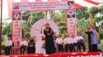 Khóa Tĩnh huấn Thừa Tác viên -2013