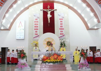 Thánh lễ Minh Niên tại nhà thờ Chính tòa