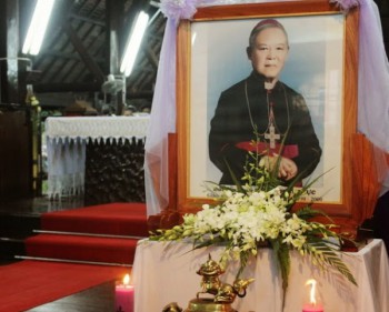 Giỗ mãn tang Đức Cha Giuse Trịnh Chính Trực
