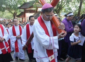 Đi Đàng Thánh Giá tại Giang Sơn -2016