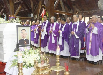 Thánh lễ an táng Cha Phanxicô Xaviê Nguyễn Kim Long
