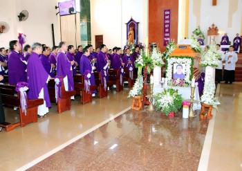 Thánh lễ An táng Cha cố Giuse Lưu Thanh Kỳ