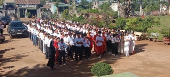 Thánh lễ Ban Bí tích Thêm Sức tại GX Phú Xuân