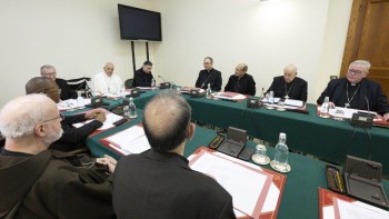 ĐTC họp với Hội đồng Hồng y cố vấn