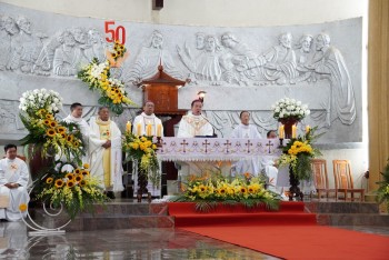 Kim Khánh Linh Mục Cha Giuse Nguyễn Ngọc Quế
