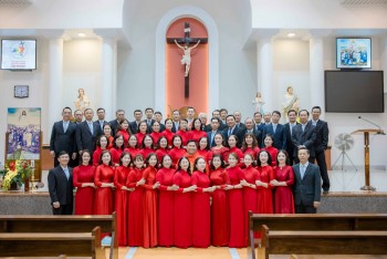 Ca đoàn Gx. Vinh Hương mừng 50 năm thành lập