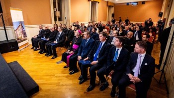 Phục hồi 63 nhà thờ tại Libăng