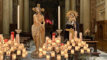 Thánh tích Máu Chúa Giêsu được kính viếng tại Roma