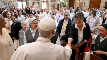 Đức Thánh Cha mời gọi các nữ tu