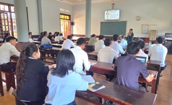 GLV Giáo xứ Vinh Quang tập huấn