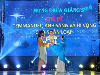 GX Dũng Lạc mừng đại lễ Giáng sinh 25