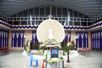 Trực tuyến Thánh lễ an táng Cha cố Anrê