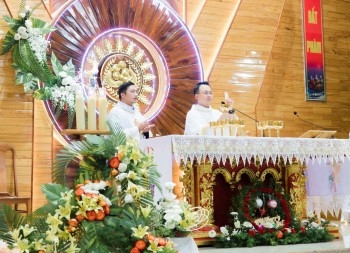 Gh. Trinh Vương mừng lễ Thánh Gia Thất