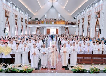 Khánh Thành Nhà Thờ Giáo Xứ Thuận Tâm