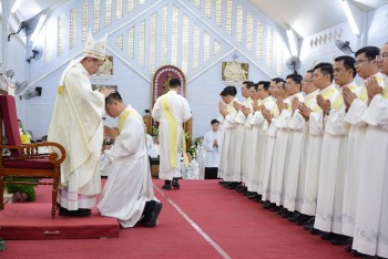 GP.BMT- Thánh lễ Truyền chức Linh Mục
