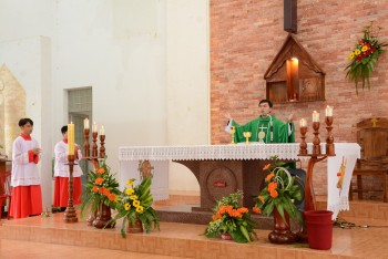 Giáo xứ Hòa Nam: Khai giảng năm học Giáo lý