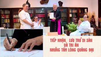 Ủy Ban Văn Hóa HĐGMVN Tiếp Nhận Di Sản.