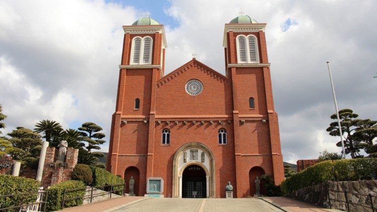 Hạn chế viếng nhà thờ ở Tokyo