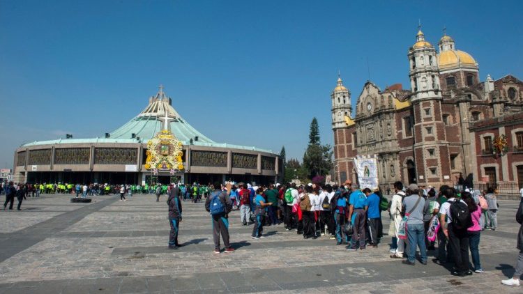 Đền thánh Đức Mẹ Guadalupe ở Mexico