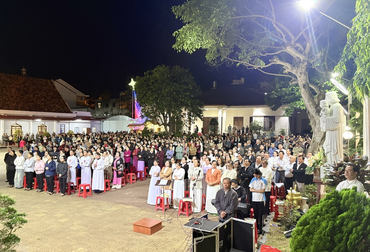 Giáo Xứ Kim Mai: Thánh Lễ Mừng Kính Đức Mẹ Vô Nhiễm Nguyên Tội