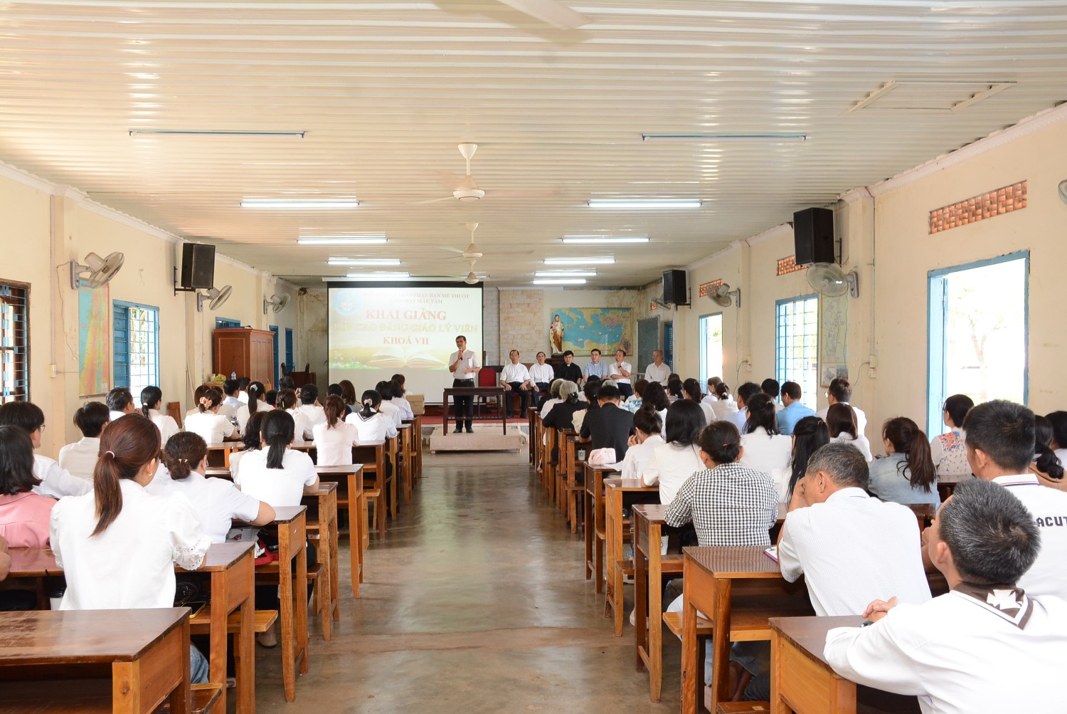 Khai giảng lớp Giáo lý Cao đẳng khóa VII